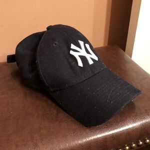 Yankees hat